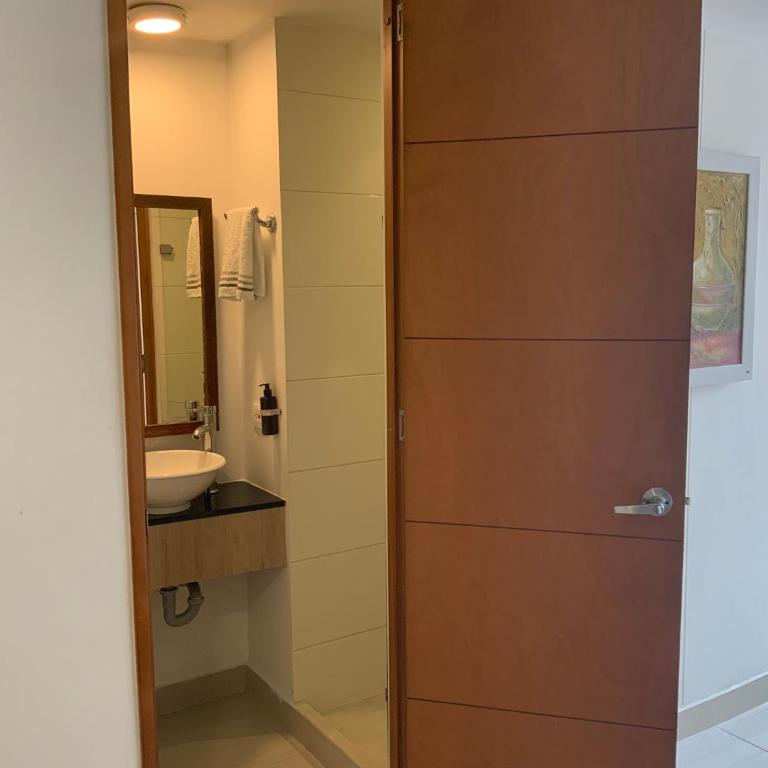 Amoblados Medellin Poblado - Apartamento Deluxe de 2 dormitorios - 14