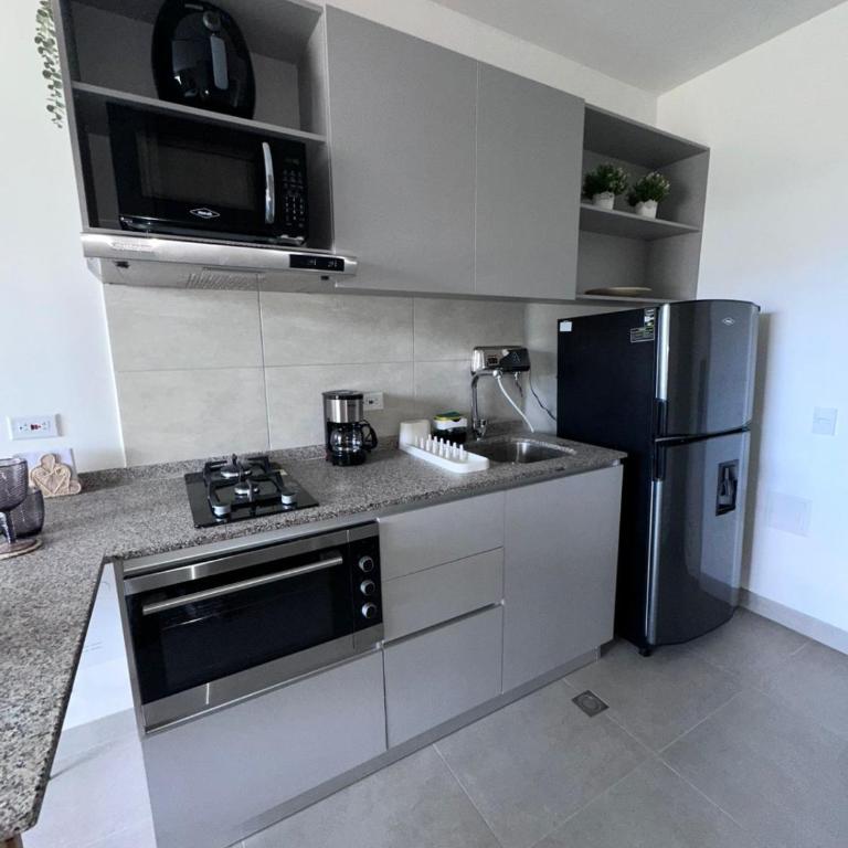 Loft moderno con piscinas tipo resort y playa - Apartamento de 1 dormitorio - 21