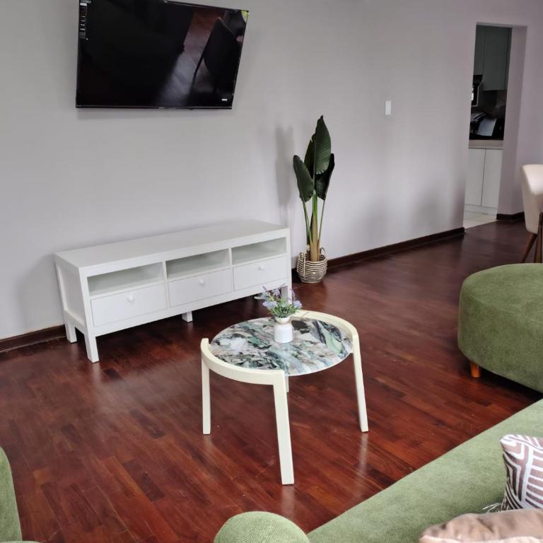 Vive Miraflores - 4 dormitorios - 3 baños - Apartment - 6