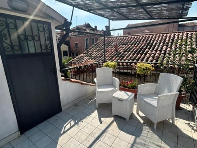 Ca' Ruffoni Terrace - Appartamento con 2 Camere da Letto - 23