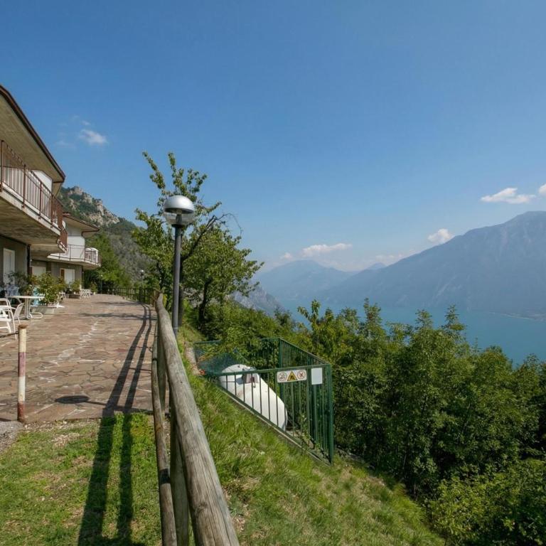 Tremosine Wonderful Lake View 2 - Happy Rentals - Appartamento con Balcone - 2