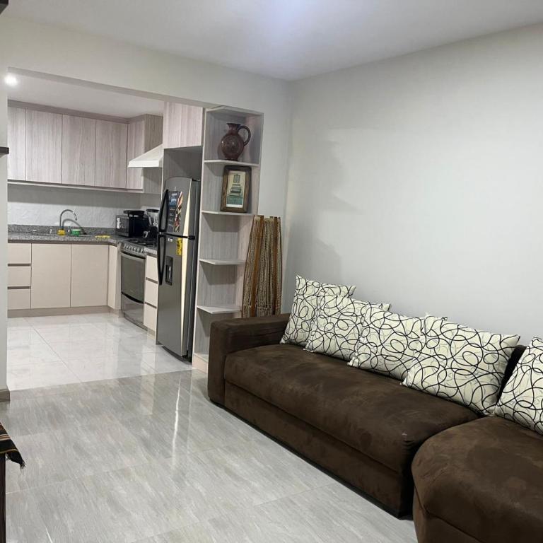 Casa Central CUENCA - Habitación Triple - 2
