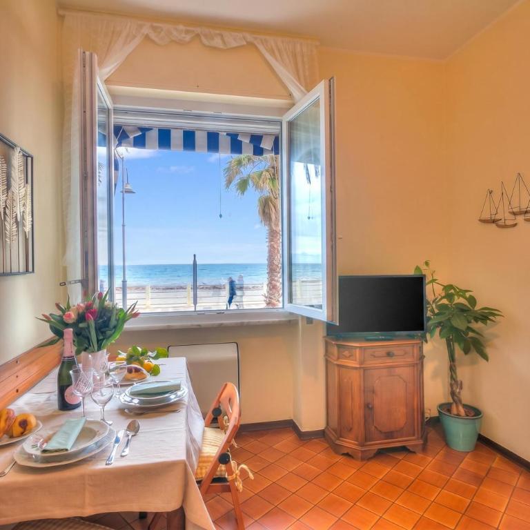 Mer Vivante - Front Beach with Balcony - Happy Rentals - Appartamento con Balcone - 13