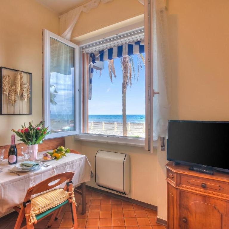 Mer Vivante - Front Beach with Balcony - Happy Rentals - Appartamento con Balcone - 15