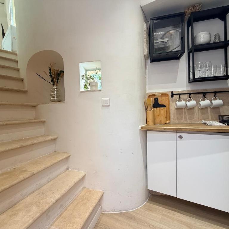 Aix-en-Provence - Studio hyper centre Neuf avec Clim - Appartement 1 Chambre - 25