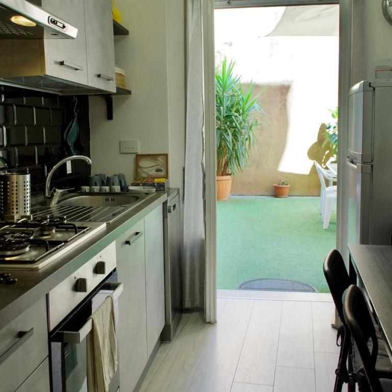 Candelor House - Apartment & Garden in Gianicolense - Apartment with Garden View - 4