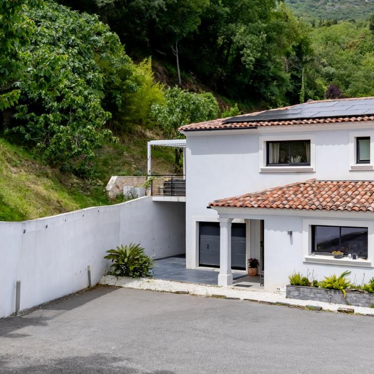 Appartement Design avec Grande Terrasse, BBC & vue verdure -4pers - Appartement 1 Chambre - 39