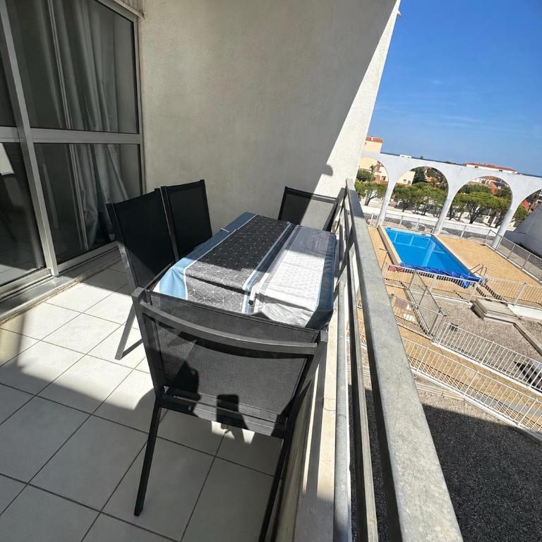 Appart T2 - 4 pers - VILLAGE - 200m de la plage - Appartement 1 Chambre - 2