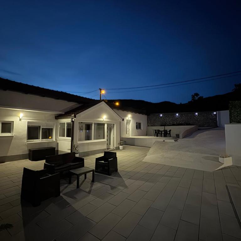 House Niki - Vila sa 2 Spavaće Sobe - 3