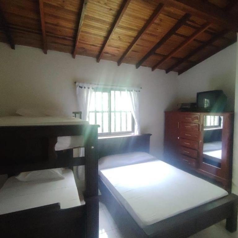 Hostal El Renacer - Habitación Triple - 3
