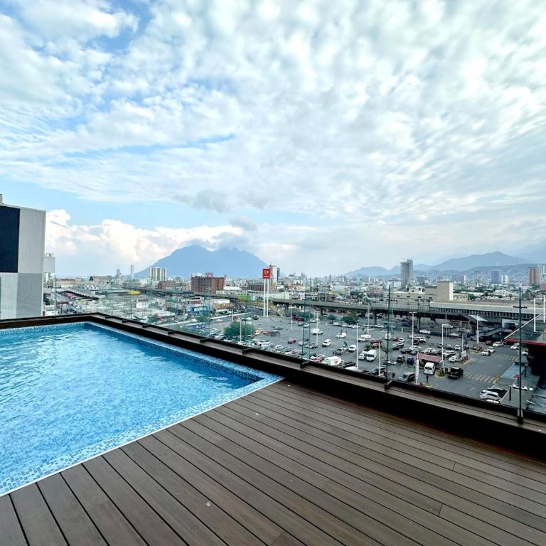 Departamento céntrico en Monterrey - Three-Bedroom Apartment - 1