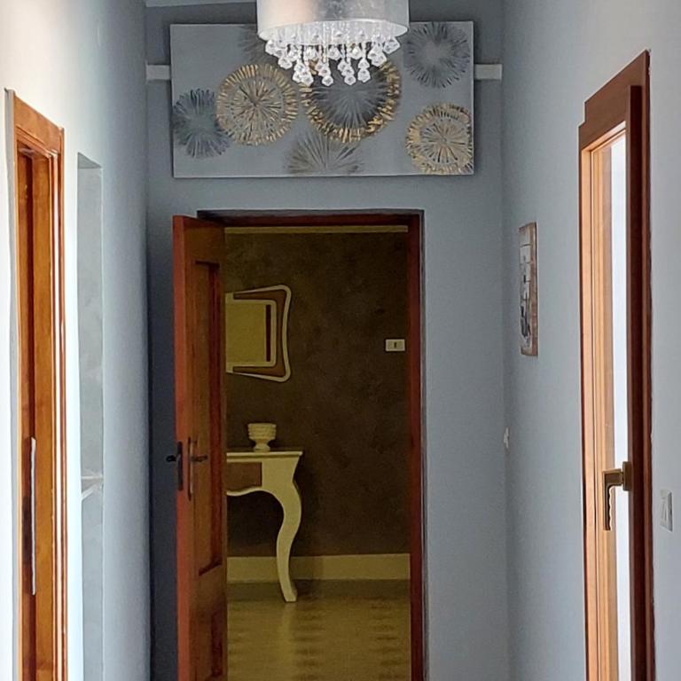 La Reggia del Corso - Three-Bedroom Apartment - 20