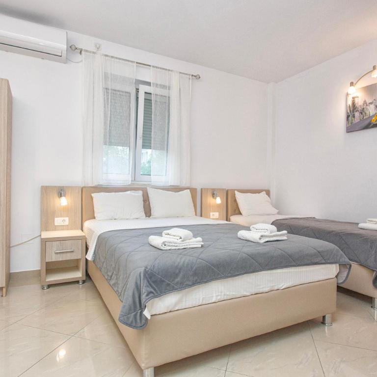 Apartments Obala - Katić - Studio sa Popločanim Dvorištem (3 Odrasle Osobe) - 4