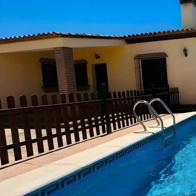 Chalet con Piscina Privada Vallada Roche Cerca de la Playa - Maison de Vacances - 1