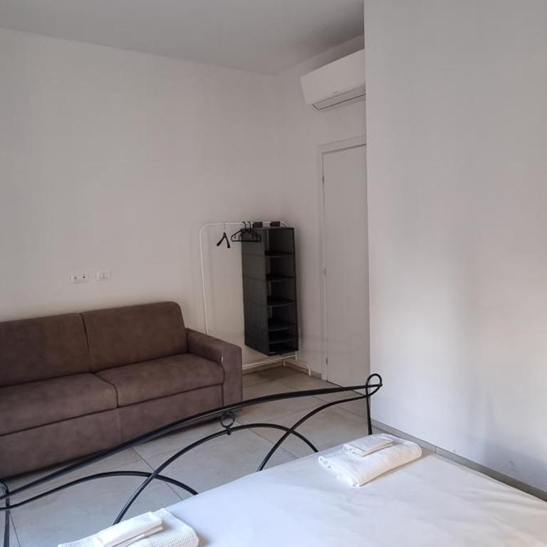Arcadia Hosting Piazza XX Settembre - Two-Bedroom Family Apartment - 6