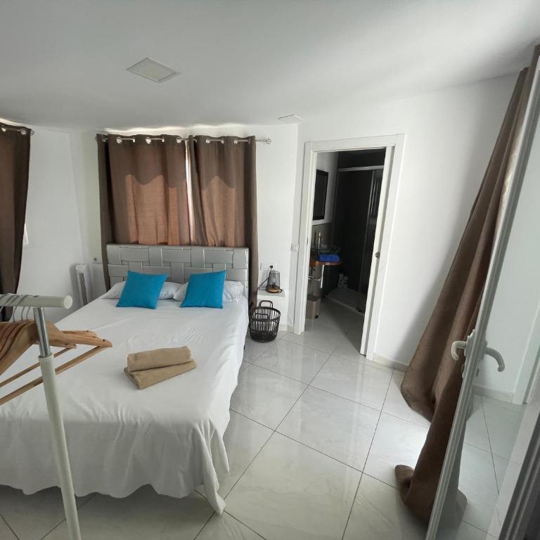 Relajante Bungalow en Playa Americas - Three-Bedroom House - 12