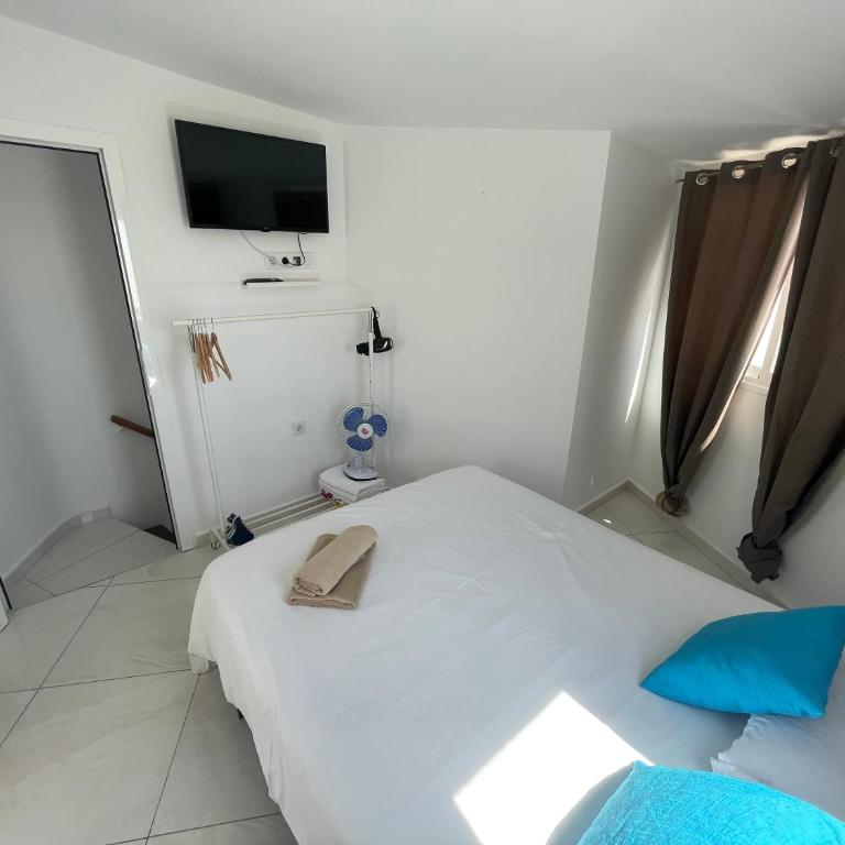 Relajante Bungalow en Playa Americas - Three-Bedroom House - 25
