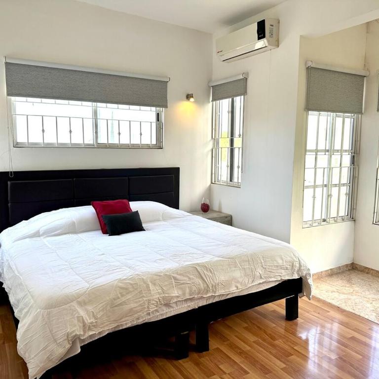 Departamento exclusivo en San Pedro Garza García - Two-Bedroom Apartment - 2