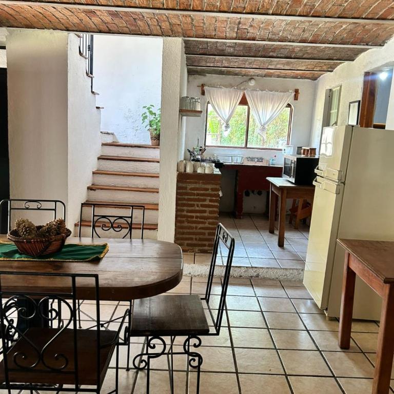 Cabañas Sierra Mazamitla - Suite Familiar con balcón - 8