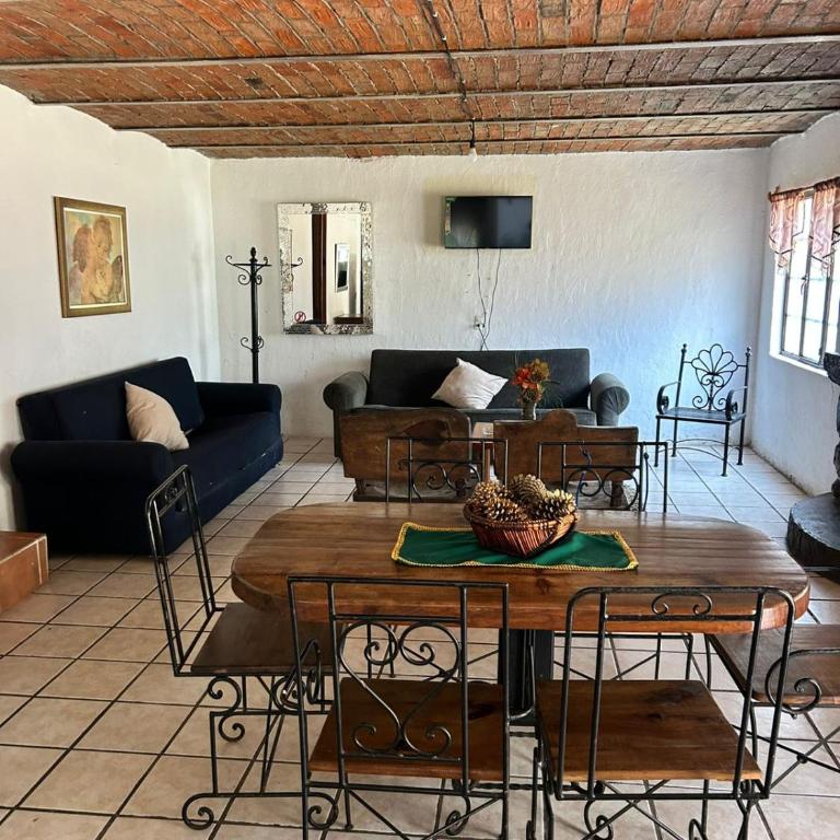 Cabañas Sierra Mazamitla - Suite Familiar con balcón - 10