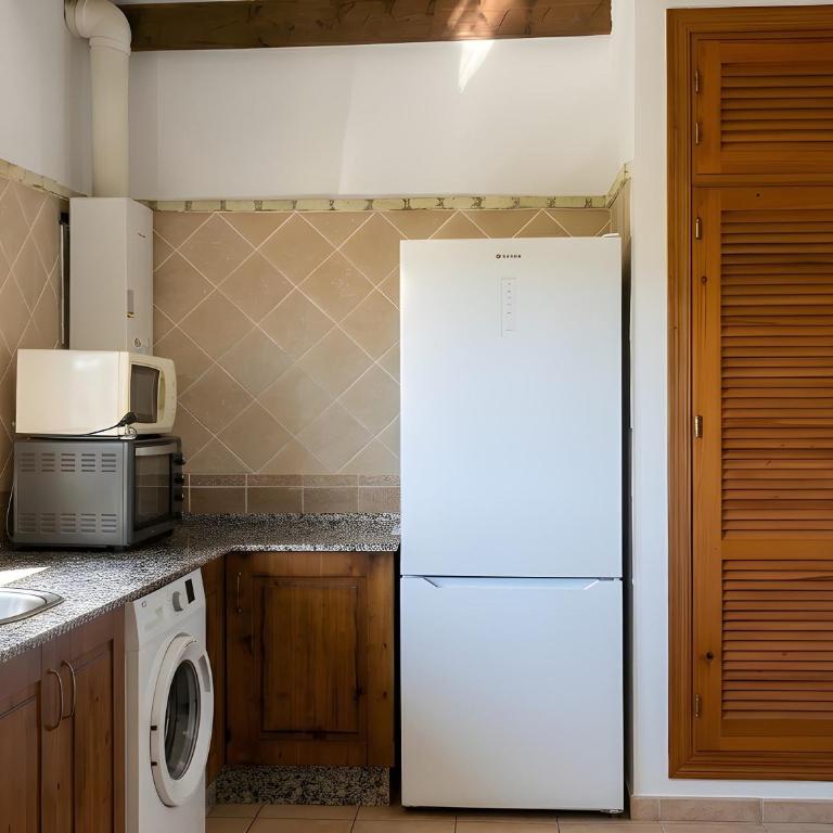 Casa con Piscina Privada Urbanizacion Roche Viejo - Ferienhaus - 11