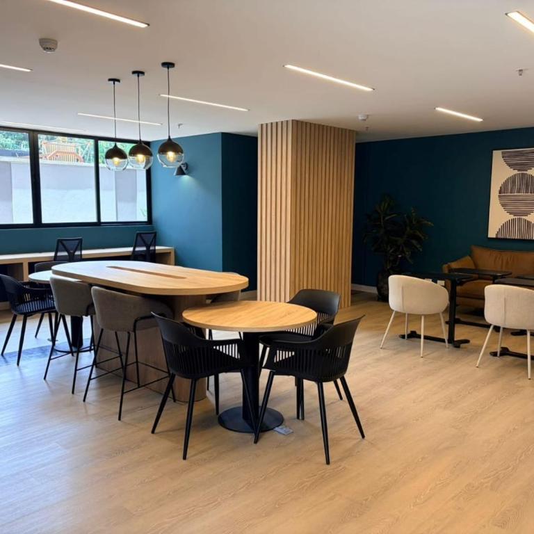 Poblado de lujo - Two-Bedroom Deluxe Apartment with Balcony - 23
