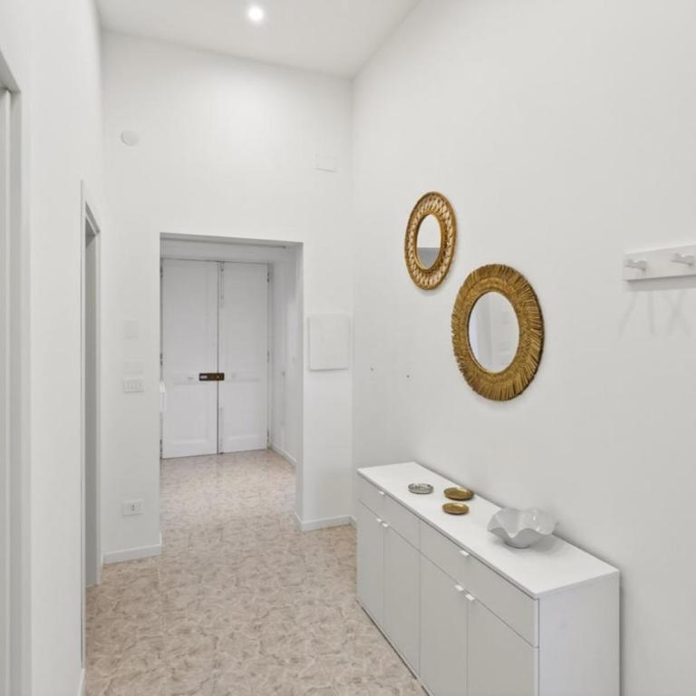 Sorrento Skyline 3BR Apartment Seaview Terrace - Three-Bedroom Apartment - 15