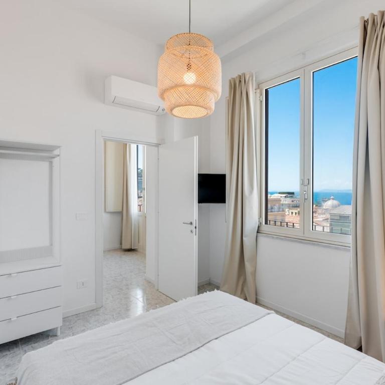 Sorrento Skyline 3BR Apartment Seaview Terrace - Three-Bedroom Apartment - 33