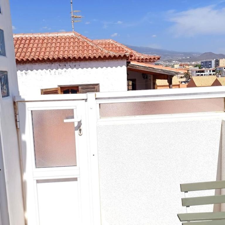 bright suite with private entrance and balcony - Apartamento de 1 dormitorio - 9