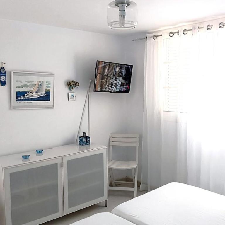 bright suite with private entrance and balcony - Apartamento de 1 dormitorio - 26