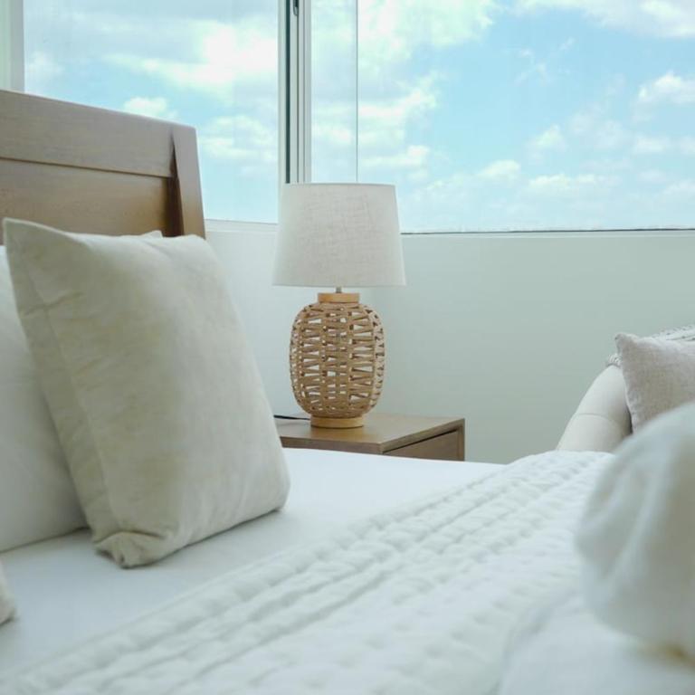 Sand Whisper Infinito Inn Bocagrande Cartagena - Two-Bedroom Deluxe Apartment - 59