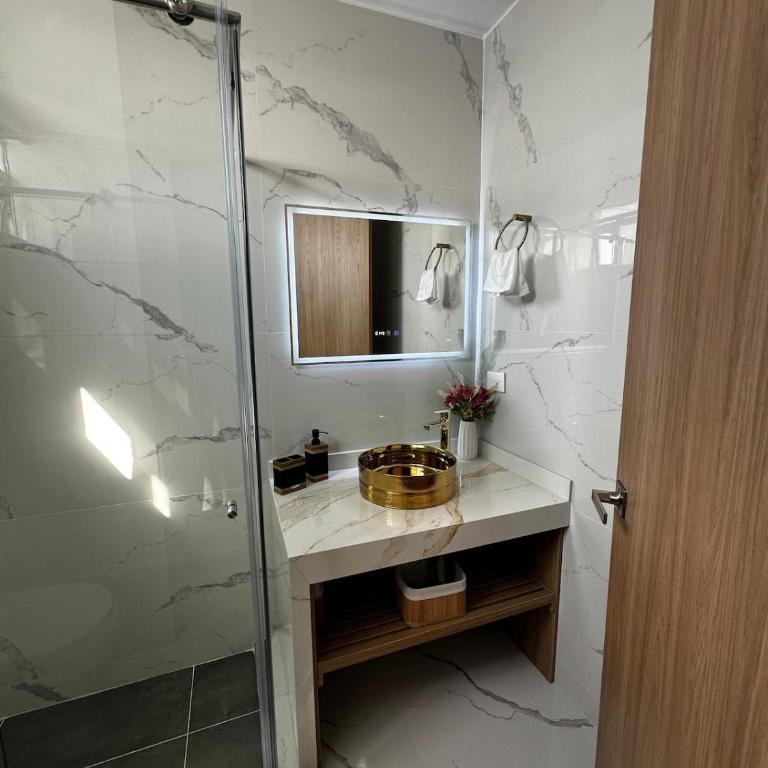 Sand Whisper Infinito Inn Bocagrande Cartagena - Two-Bedroom Deluxe Apartment - 68