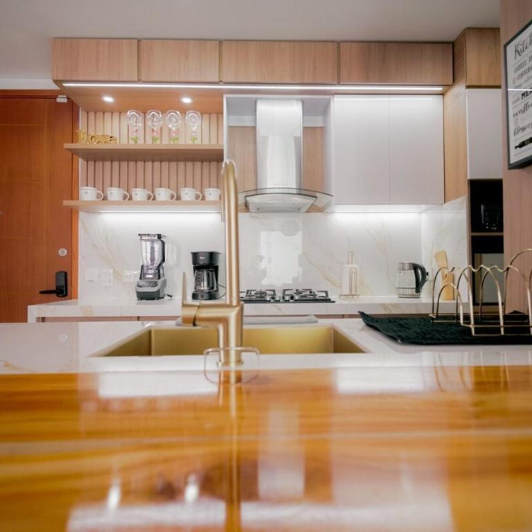 Sand Whisper Infinito Inn Bocagrande Cartagena - Two-Bedroom Deluxe Apartment - 98