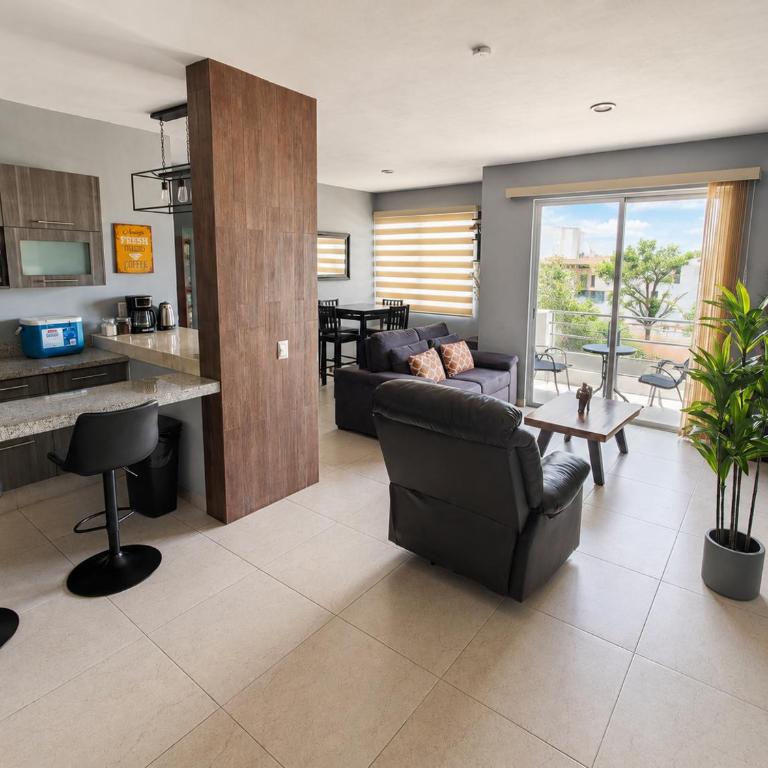 2BR Resort Apartment Cancun Pool WiFi AC - Apartamento de 2 dormitorios con balcón - 11