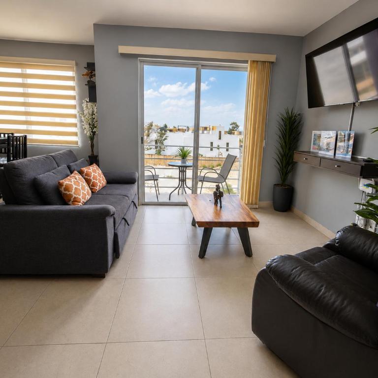 2BR Resort Apartment Cancun Pool WiFi AC - Apartamento de 2 dormitorios con balcón - 3