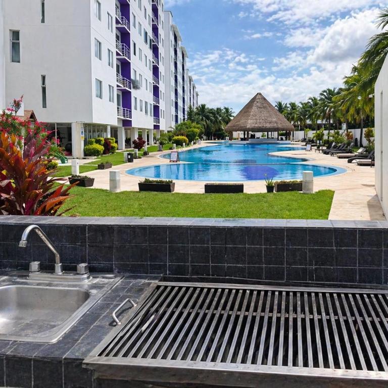 2BR Resort Apartment Cancun Pool WiFi AC - Apartamento de 2 dormitorios con balcón - 35