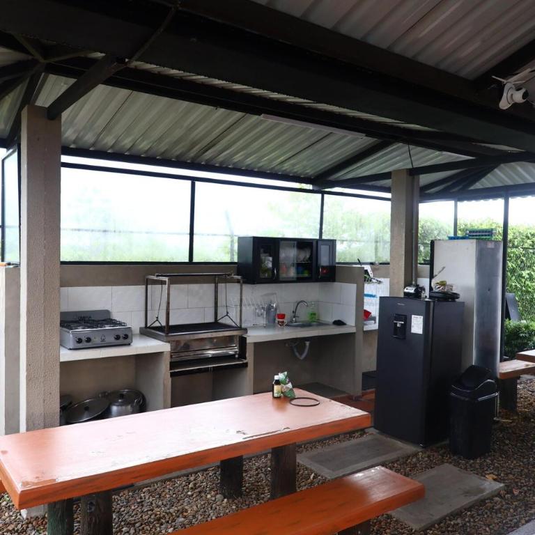 Casa de campo en Pompeya - Eight-Bedroom House - 27