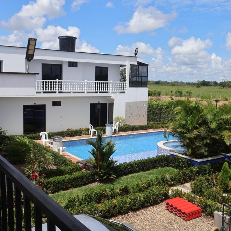 Casa de campo en Pompeya - Eight-Bedroom House - 28
