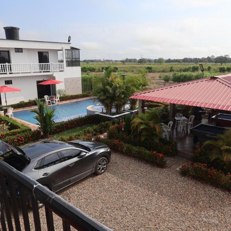 Casa de campo en Pompeya - Eight-Bedroom House - 34