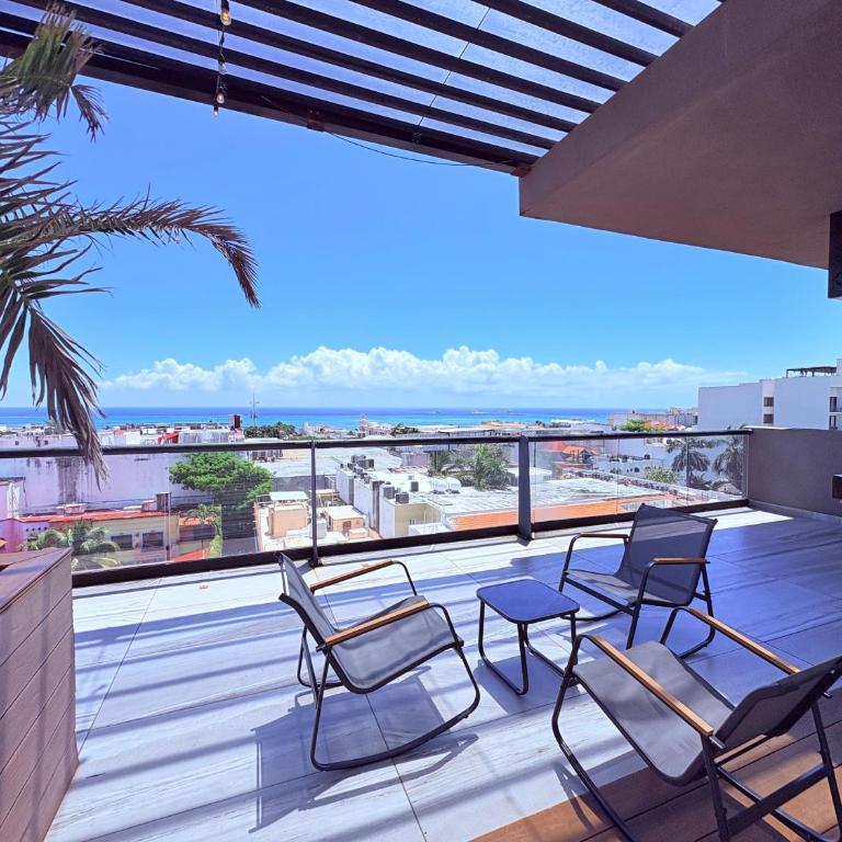 Queen Suite Oasis Just Minutes from the Beach - Queen Studio - 40