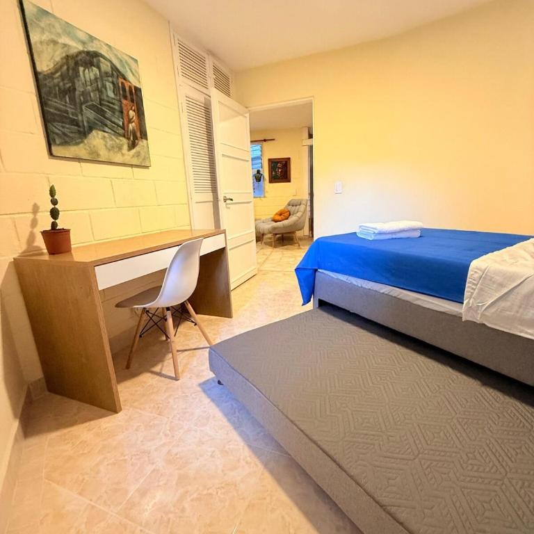 Entire apartment, best area in Laureles, Medellín - Apartamento de 3 dormitorios - 17