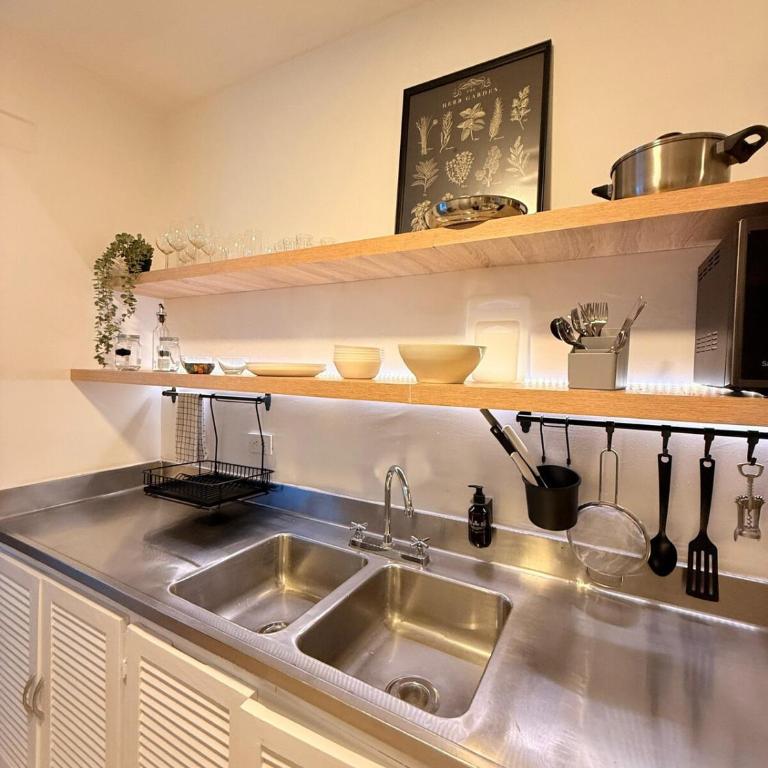 Entire apartment, best area in Laureles, Medellín - Apartamento de 3 dormitorios - 20