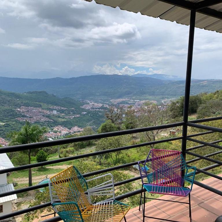 Cabañas con vista a San Gil Villa Alto del Angel - Casa con 1 dormitorio - 6