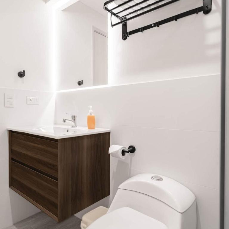 High-Floor Studio ·AC· StView & Pool · Miraflores - Apartment - 10