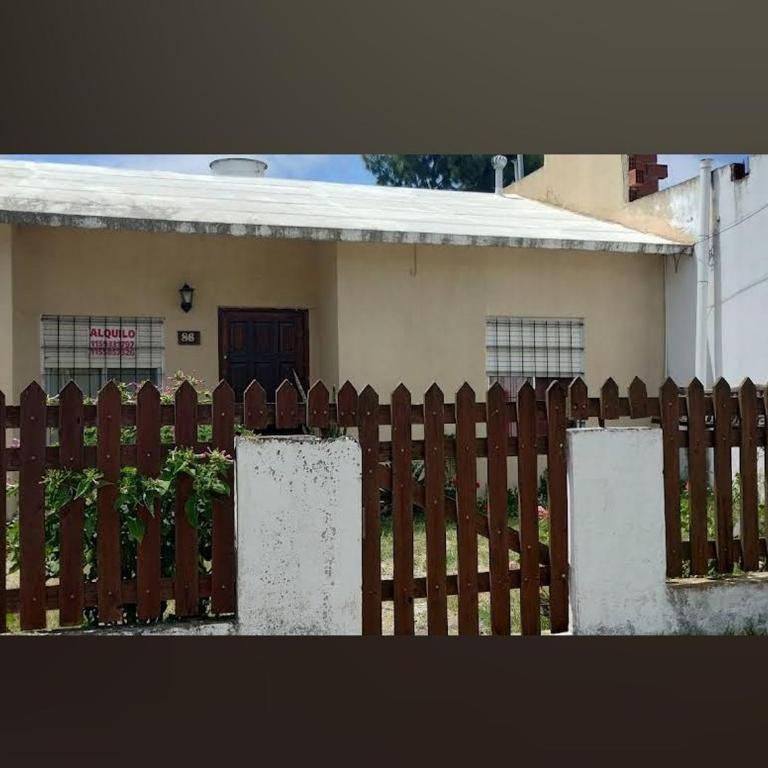 Juntos a la Par - Two-Bedroom House - 1