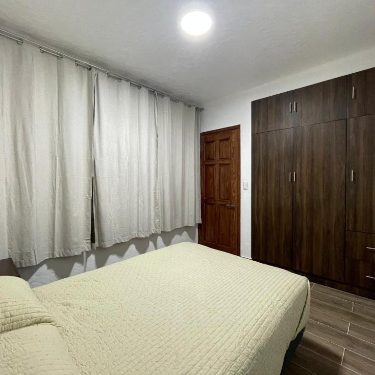Cozy Apartment near Eugenia Metro Station - Mochaj - Apartamento de 2 dormitorios - 2