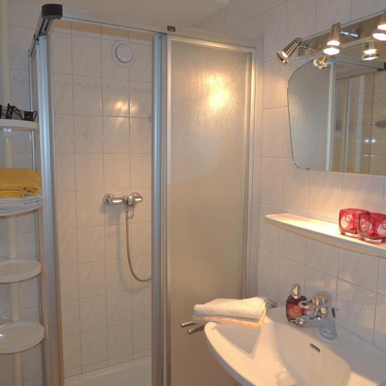 Haus Bergfried - Two-Bedroom Apartment - 2