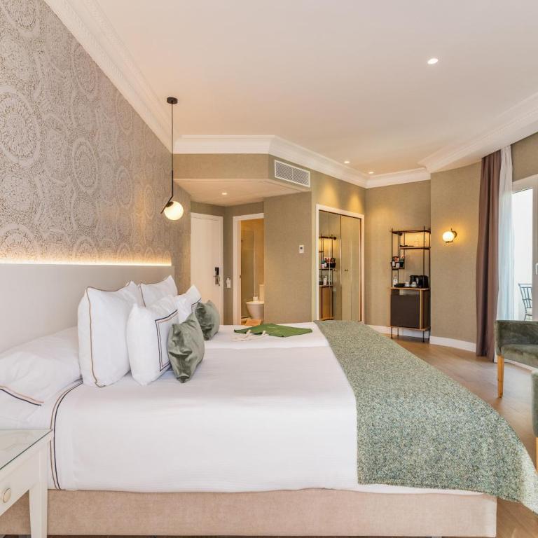 Meliá Plaza Valencia - Premium with terrace - 2