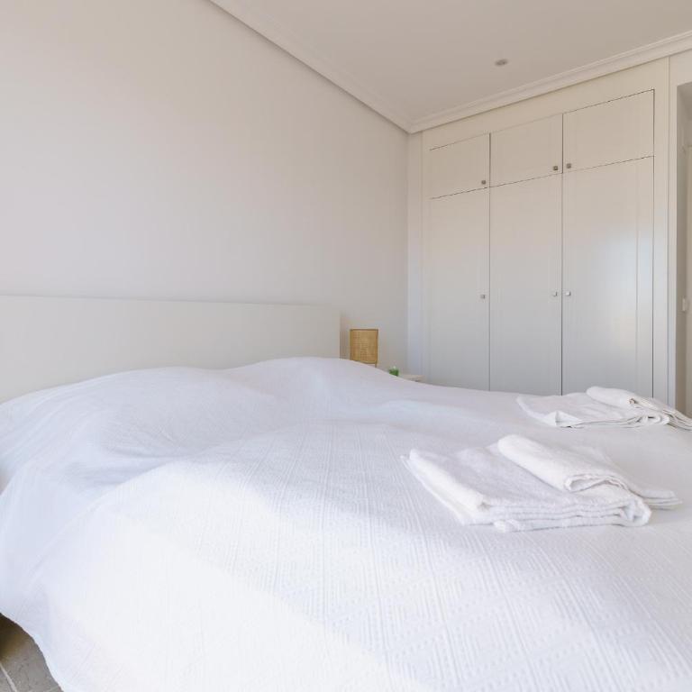 Luxe Golf & Family House Escape - Happy Rentals - Casa - 18