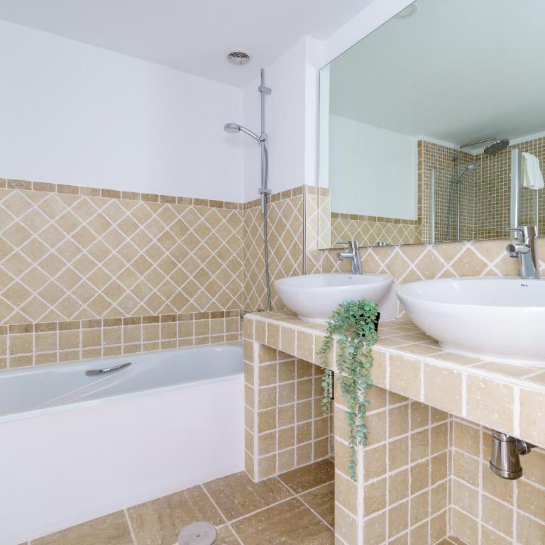 Luxe Golf & Family House Escape - Happy Rentals - Casa - 19